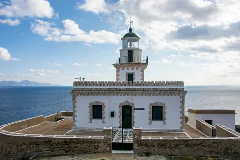 Cliff Lighthouse 4K Wallpaper · architecture · 3840×2560