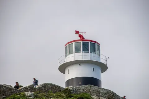 Cliff Lighthouse 4K Wallpaper · architecture · 3840×2560