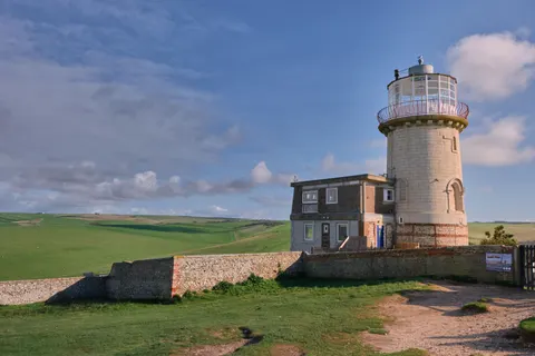 Cliff Lighthouse 4K Wallpaper · architecture · 3840×2560