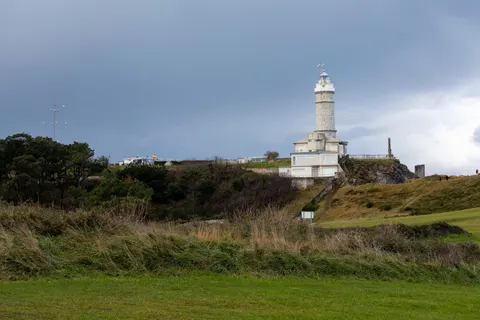 Cliff Lighthouse 4K Wallpaper · architecture · 3840×2560