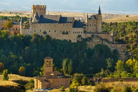 Medieval Castle 4K Wallpaper · architecture · 3840×2561