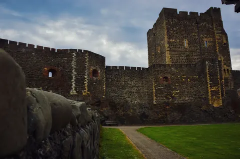 Medieval Castle 4K Wallpaper · architecture · 3840×2553