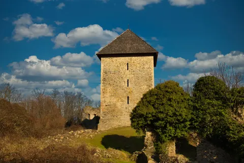 Medieval Castle 4K Wallpaper · architecture · 3840×2560