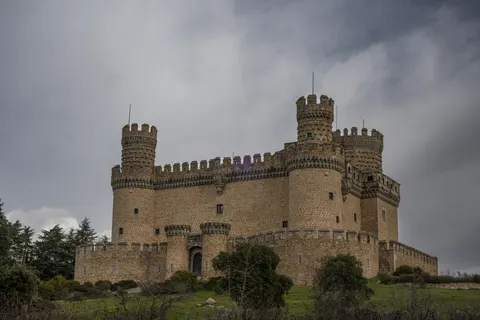 Medieval Castle 4K Wallpaper · architecture · 3840×2560