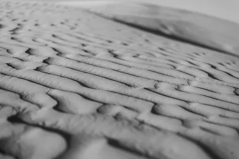 Sfondo Curve del Deserto 4K · minimal · 3840×2563