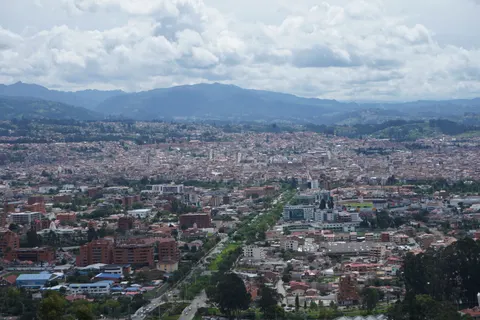 The Andes 4K Wallpaper · mountains · 3840×2560