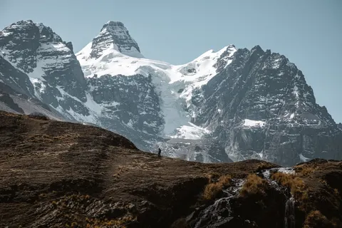 The Andes 4K Wallpaper · mountains · 3840×2560