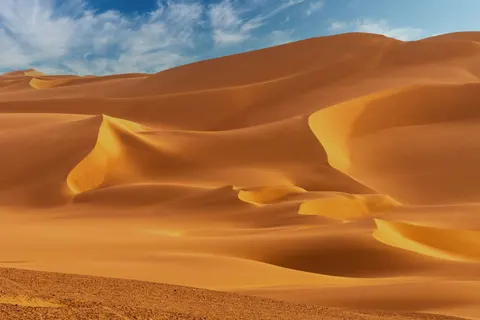 Hình nền Đường Cong Sa Mạc 4K · minimal · 3840×2560