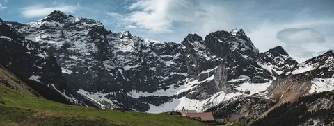 Mountain Cabin 4K Wallpaper · mountains · 3840×1456