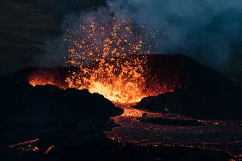 والپیپر آتشفشان با کیفیت 4K · nature · 3840×2563
