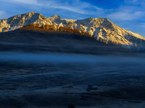 Mountain Panorama 4K Wallpaper · mountains · 3840×2880