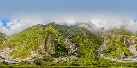 Sfondo Montagne 4K · mountains · 3840×1920