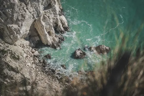 Beach from Above 4K Wallpaper · ocean · 3840×2560