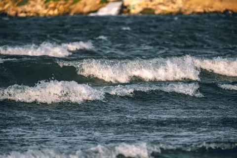 Stormy Sea 4K Wallpaper · ocean · 3840×2560