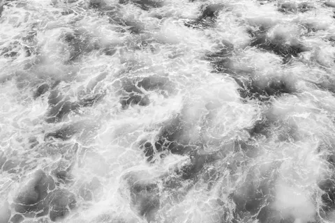 Stormy Sea 4K Wallpaper · ocean · 3840×2558