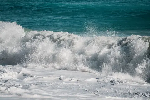 Stormy Sea 4K Wallpaper · ocean · 3840×2561