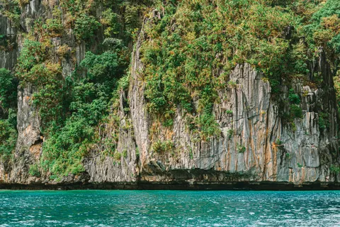 Clear Lagoon 4K Wallpaper · ocean · 3840×2560