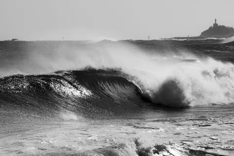 Surf Wave 4K Wallpaper · ocean · 3840×2560