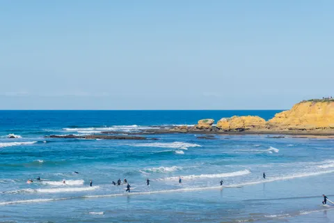 Surf Wave 4K Wallpaper · ocean · 3840×2560
