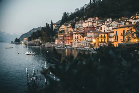 Coastal Harbor 4K Wallpaper · ocean · 3840×2560
