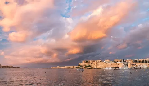 Coastal Harbor 4K Wallpaper · ocean · 3840×2232
