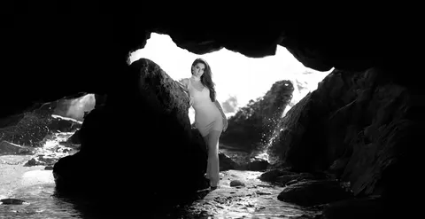 Sea Cave 4K Wallpaper · ocean · 3840×1975