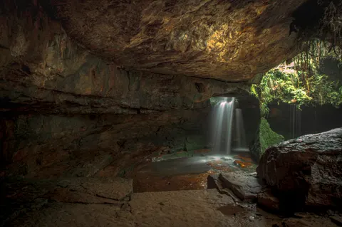 Sea Cave 4K Wallpaper · ocean · 3840×2555