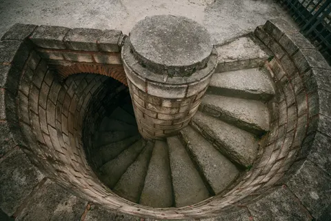 Sfondo Scala a Chiocciola 4K · architecture · 3840×2560
