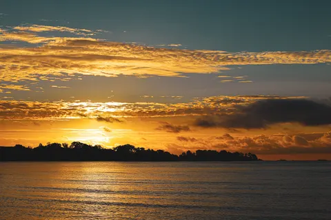 Calm Sea 4K Wallpaper · ocean · 3840×2561