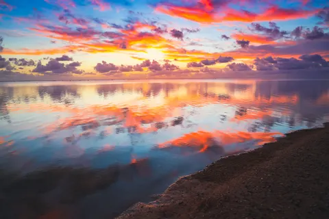 Calm Sea 4K Wallpaper · ocean · 3840×2560