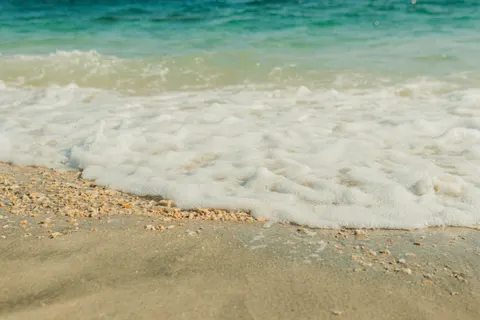 Sea Foam 4K Wallpaper · ocean · 3840×2560
