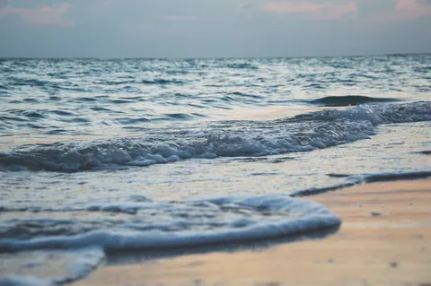 Sea Foam 4K Wallpaper · ocean · 3840×2553
