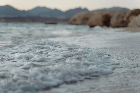 Sea Foam 4K Wallpaper · ocean · 3840×2560