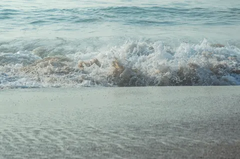 समुद्री झाग 4K वॉलपेपर · ocean · 3840×2553
