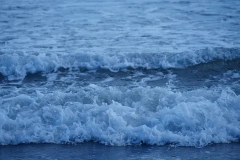 Sea Foam 4K Wallpaper · ocean · 3840×2560