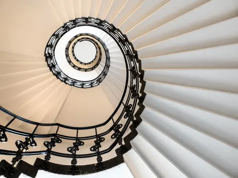 Tapeta Spiralne Schody 4K · architecture · 3840×2880