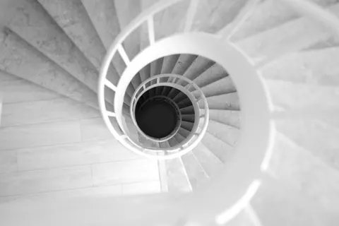 Wendeltreppe 4K Hintergrundbild · architecture · 3840×2560