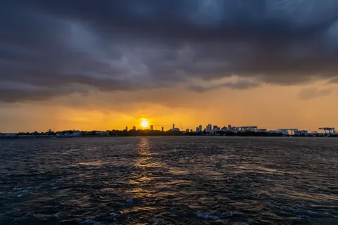 New York Skyline 4K Wallpaper · city · 3840×2561