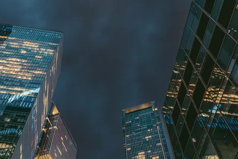 Hong Kong Night 4K Wallpaper · city · 3840×2560