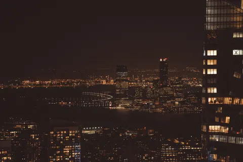 Hong Kong Night 4K Wallpaper · city · 3840×2560