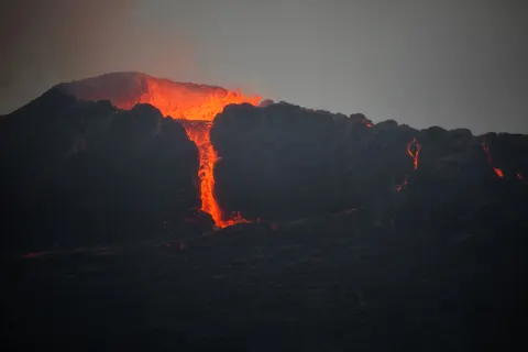 Volcano 4K Wallpaper · nature · 3840×2560