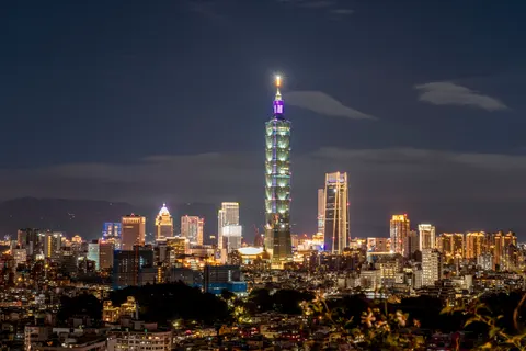 Shanghai Night 4K Wallpaper · city · 3840×2561