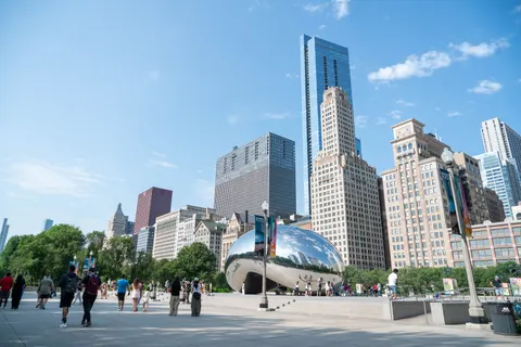 Chicago Skyline 4K Wallpaper · city · 3840×2561
