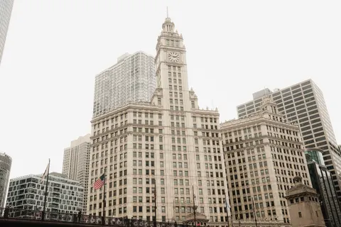 Chicago Skyline 4K Wallpaper · city · 3840×2560