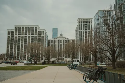 शहर 4K वॉलपेपर · city · 3840×2560