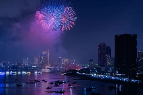 Bangkok Skyline 4K Wallpaper · city · 3840×2560