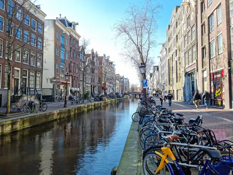 Amsterdam Canals 4K Wallpaper · city · 3840×2880