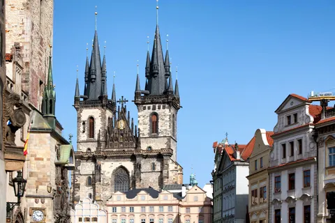 Prague Rooftops 4K Wallpaper · city · 3840×2560