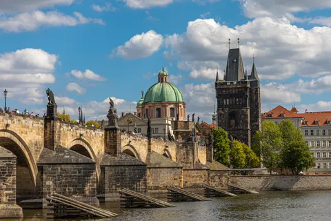 Prague Rooftops 4K Wallpaper · city · 3840×2560