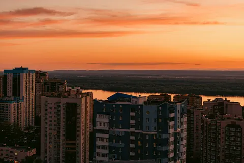 Rooftop View 4K Wallpaper · city · 3840×2560